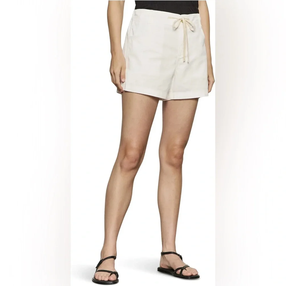 Sanctuary Idyll Drawstring Shorts in Chalk White size Medium